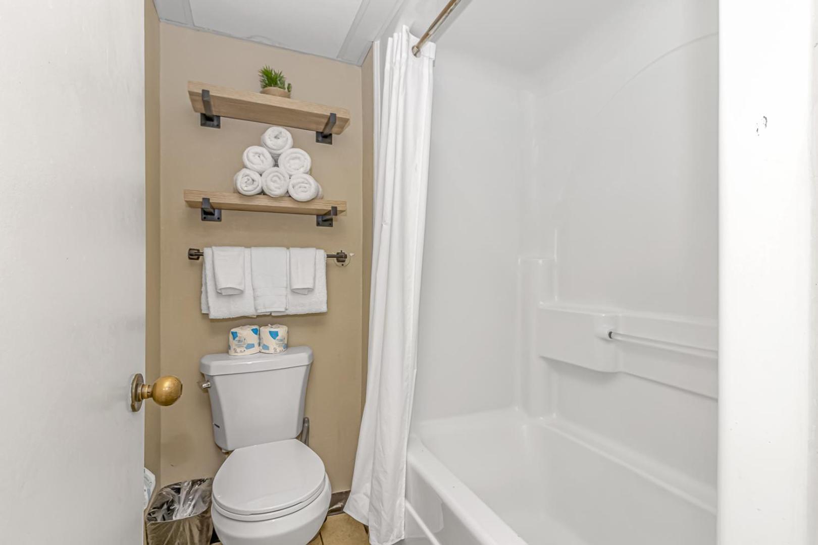 Oceanview 1 Bedroom Suite Landmark Resort 548 Perfect For A Couple Or Party Of 4 미를 비치 외부 사진